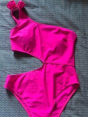 Bathing suit